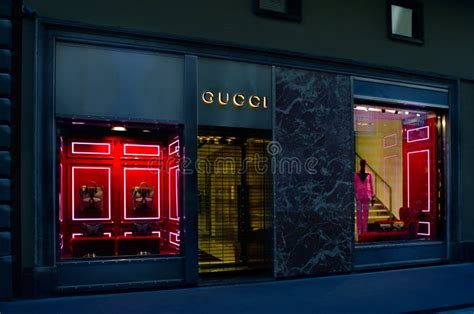 flore gucci|Gucci location florence italy.